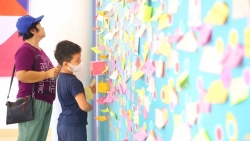 Triển lãm “Mẹ ơi! Mắt con nói gì?”: Cảm hứng nghệ thuật từ ánh mắt trẻ thơ