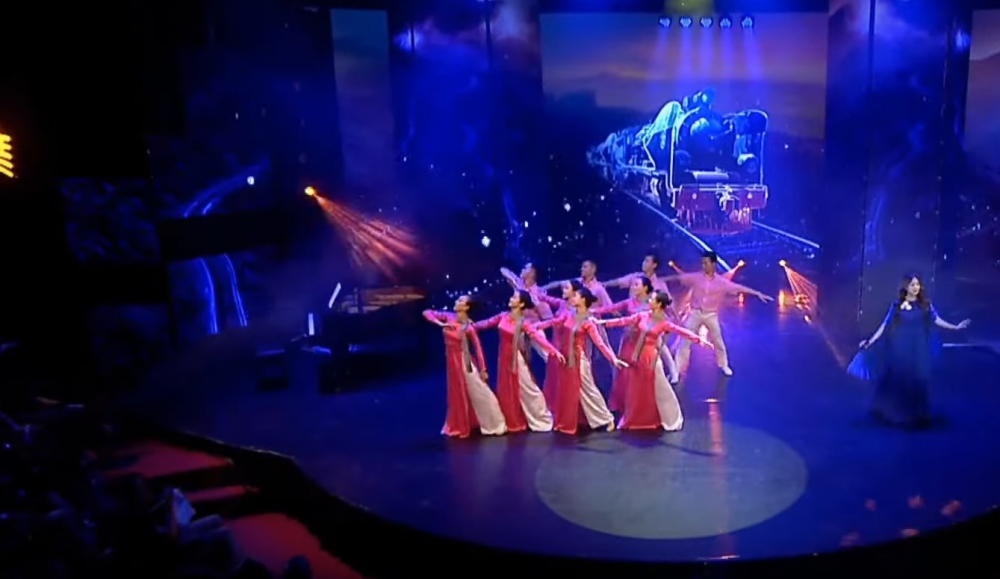 Đặc sắc chương trình nghệ thuật “Bài ca đi cùng năm tháng – Khát vọng tuổi trẻ”