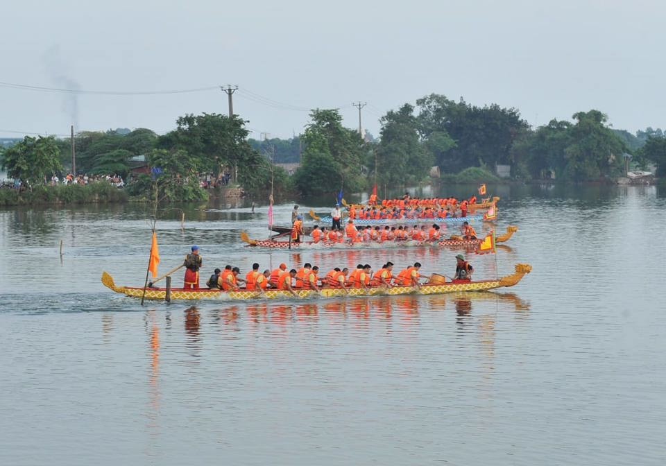 thực hiện tốt quy tắc ứng xử nơi công cộng