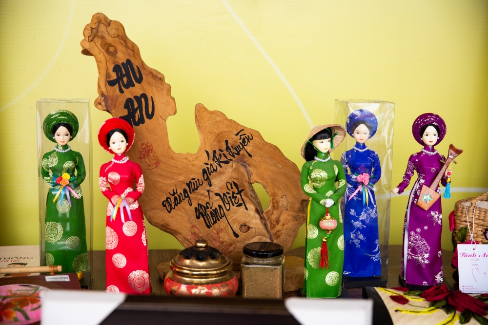 Đặc sắc không gian làng nghề tại Tuần Văn hóa – Xúc tiến thương mại Côn Sơn – Kiếp Bạc 2025