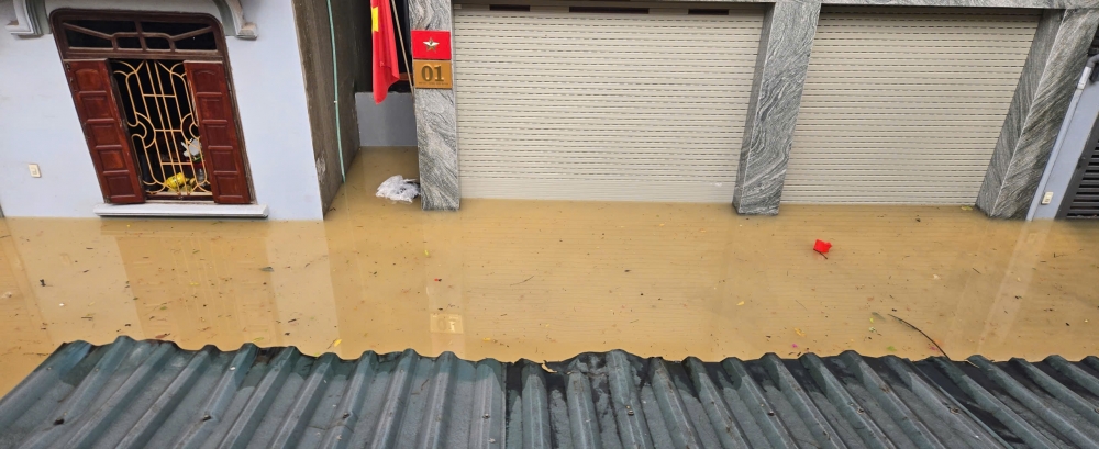 Sinh viên trằn trọc cả đêm không ngủ vì lo lắng lũ lụt ở quê nhà