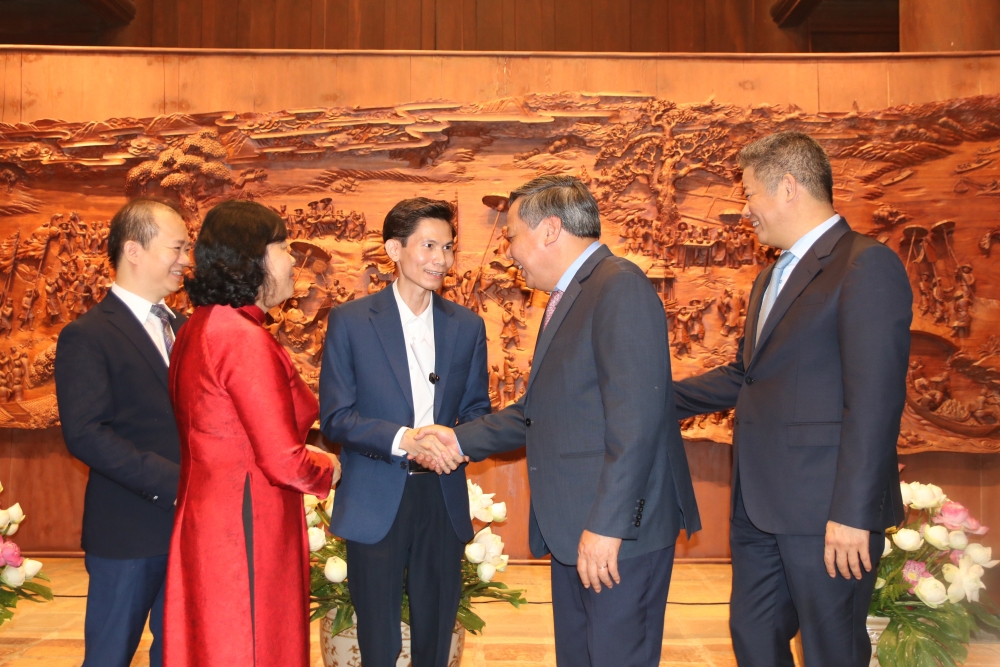 Văn Miếu – Quốc Tử Giám đón nhận tác phẩm “Vinh quy bái tổ”