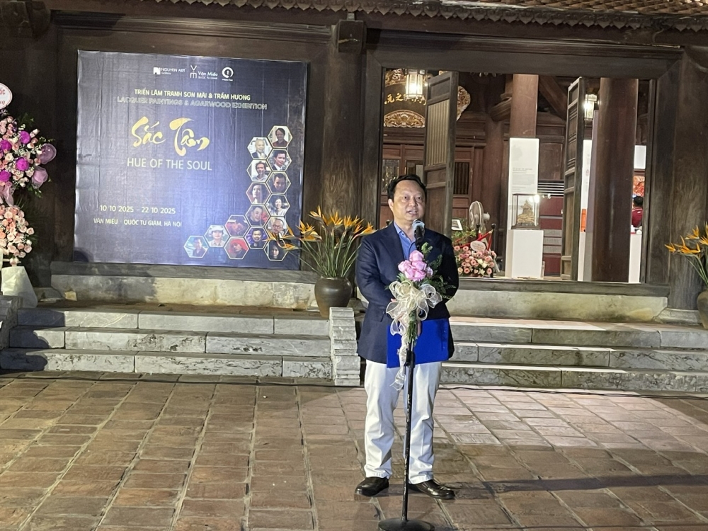 Khai mạc triển lãm “Sắc Tâm”