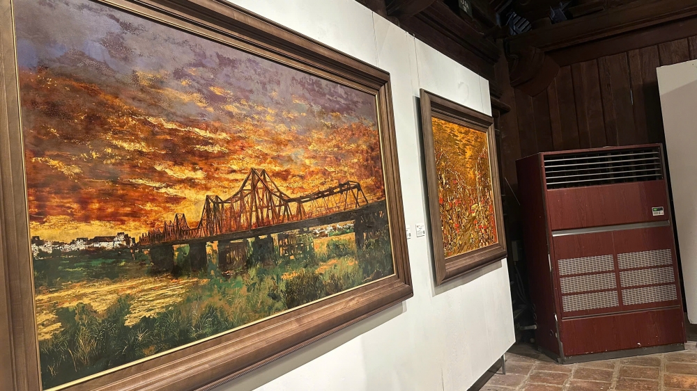 Khai mạc triển lãm “Sắc Tâm”