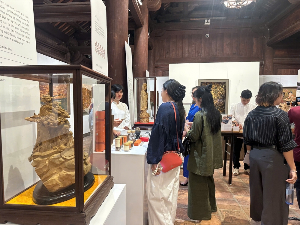 Khai mạc triển lãm “Sắc Tâm”