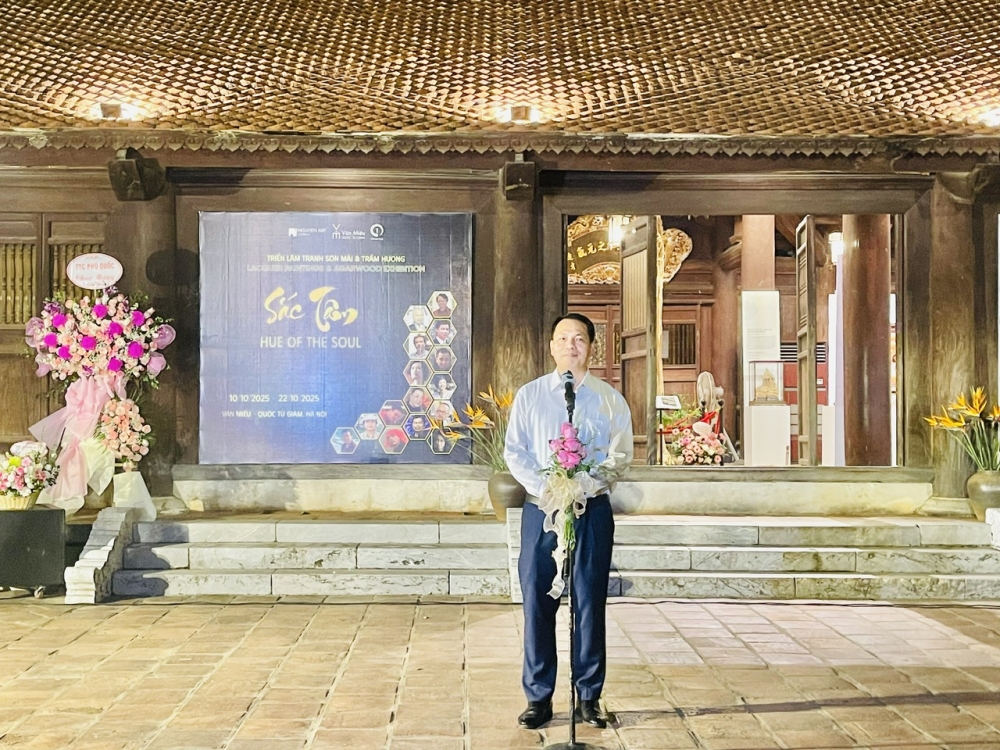 Khai mạc triển lãm “Sắc Tâm”