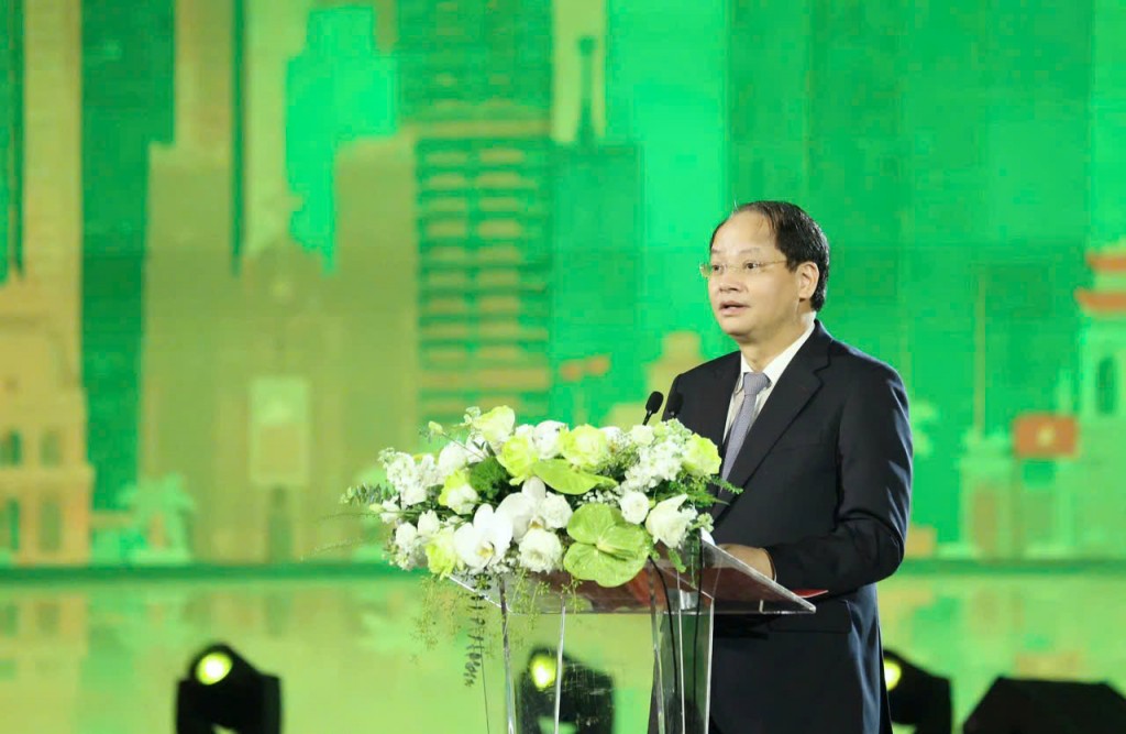 Đồng chí Nguyễn Doãn Toản - Ủy viên Ban Thường vụ, Trưởng Ban Tuyên giáo và Dân vận Thành ủy Hà Nội phát biểu tại lễ trao giải