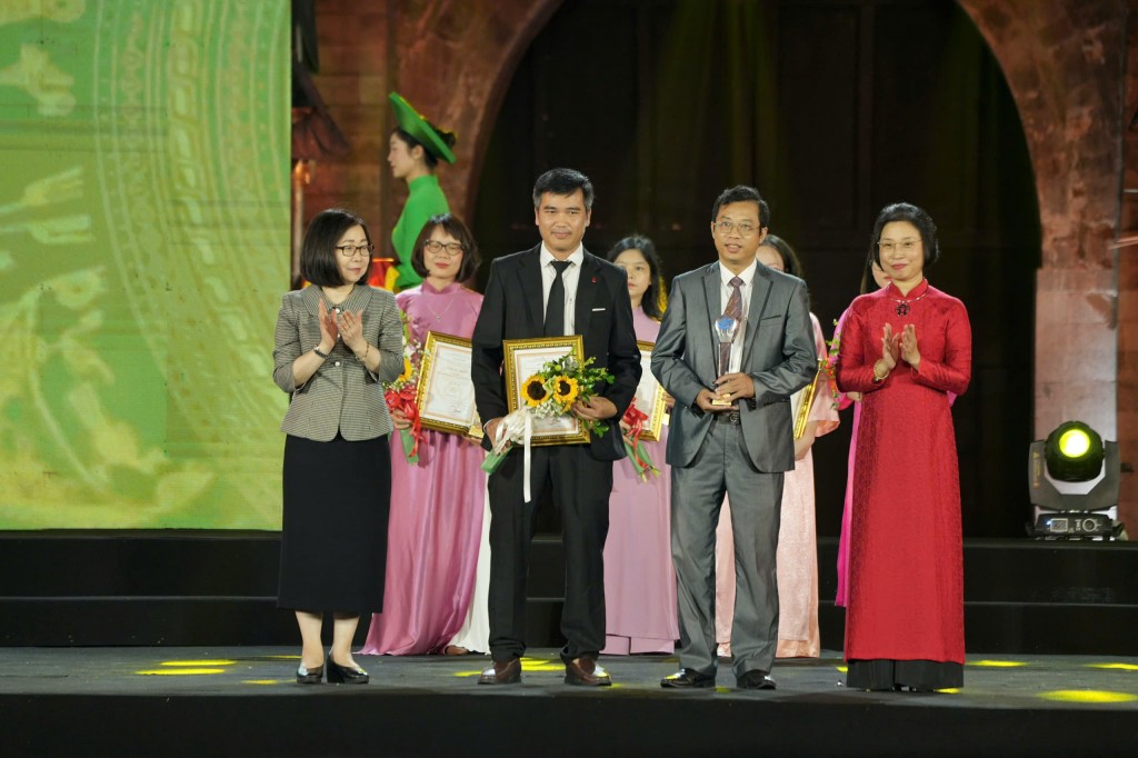 Đồng chí Phạm Thị Thanh Mai - Thành ủy viên, Phó Trưởng đoàn chuyên trách Đoàn Đại biểu Quốc Hội Thành phố Hà Nội