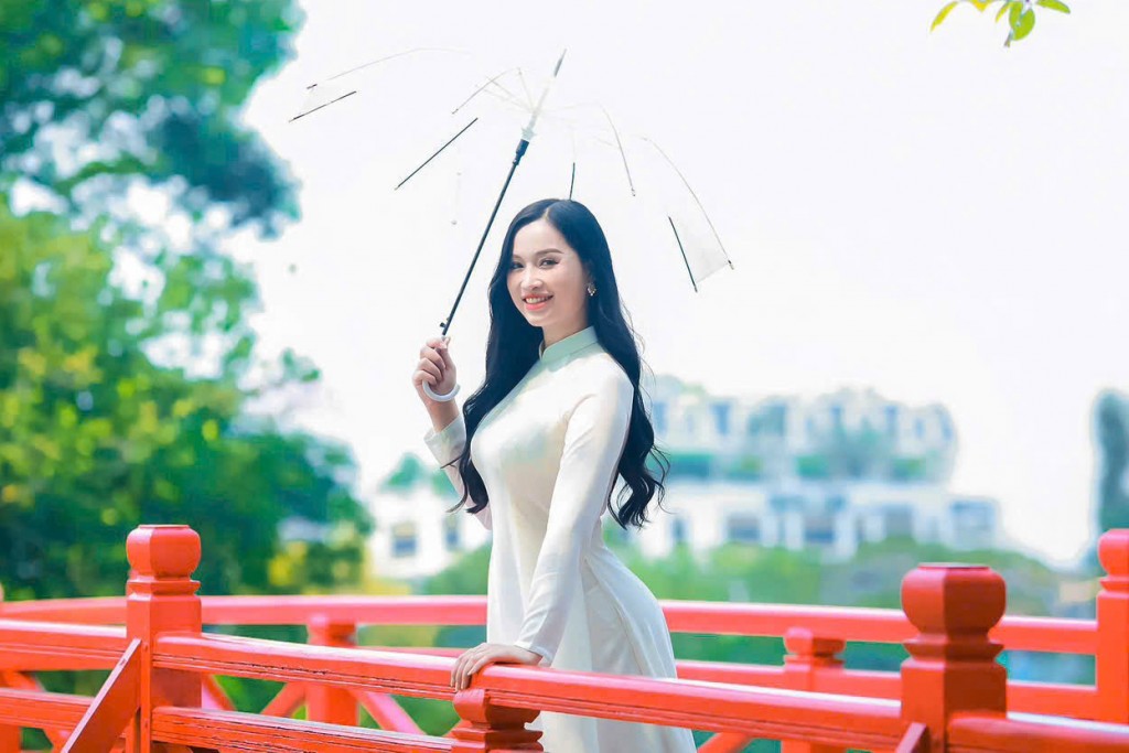 Ngày 20/10 - nghĩ về “điểm tựa hạnh phúc”