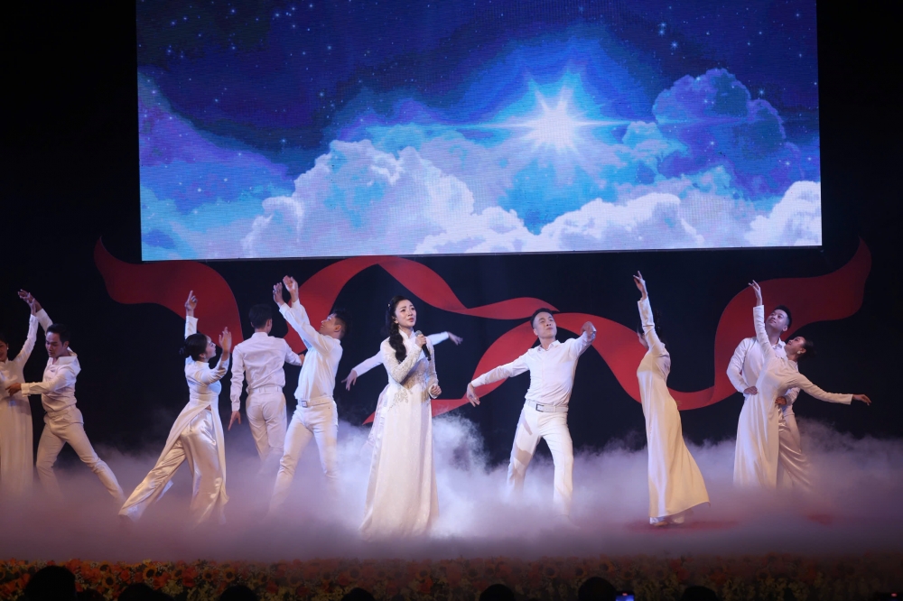 Vinh danh 26 cá nhân, tập thể truyền cảm hứng về tinh thần tự hào dân tộc