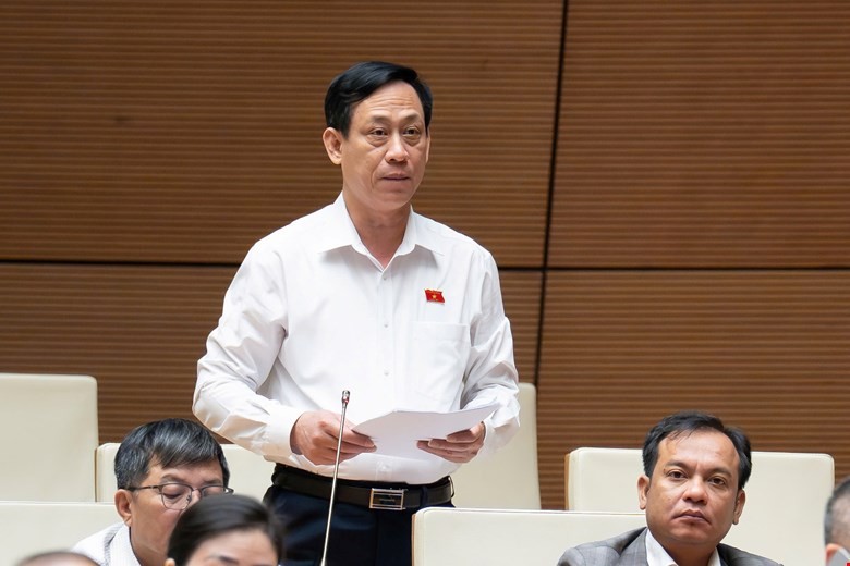 Kiến nghị sớm có chính sách đãi ngộ thỏa đáng cho cán bộ, công