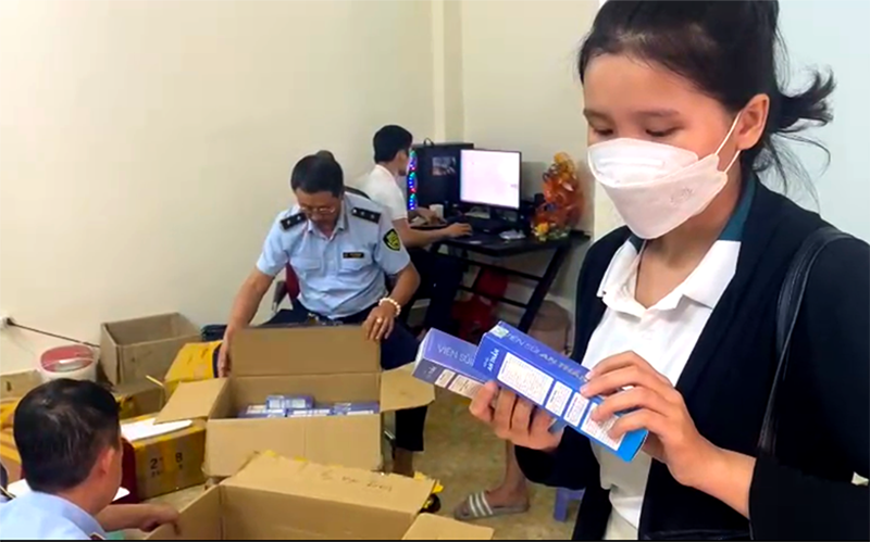 Hà Nội: Phát hiện, thu giữ lô viên sủi an thần nghi làm giả tại cơ sở kinh doanh