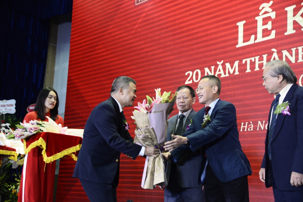 FMT– Đại học Hà Nội: Dấu ấn 20 năm của đam mê và khát vọng