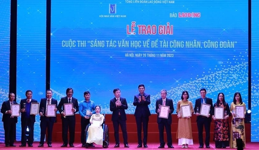 Khơi lại mạch ngầm dòng chảy văn học về người lao động