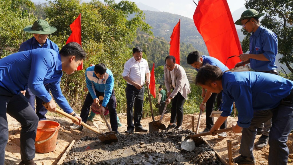 Yên Bái: Khởi động chương trình tình nguyện mùa đông năm 2023