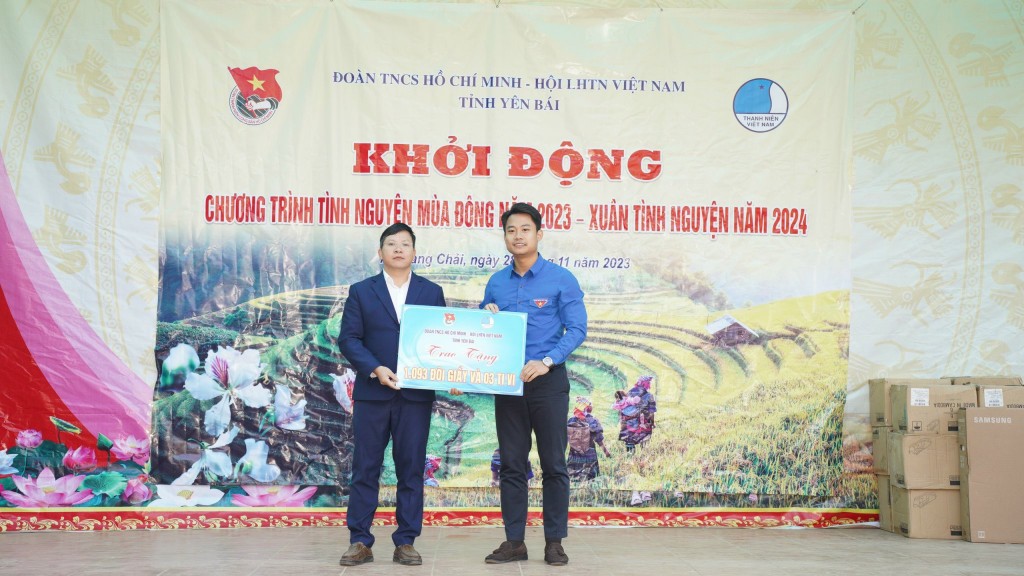 Yên Bái: Khởi động chương trình tình nguyện mùa đông năm 2023