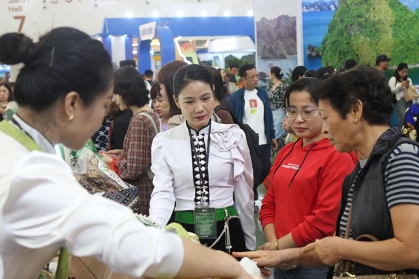 Nỗ lực gùi nương xuống phố, lan tỏa hương sắc vùng cao