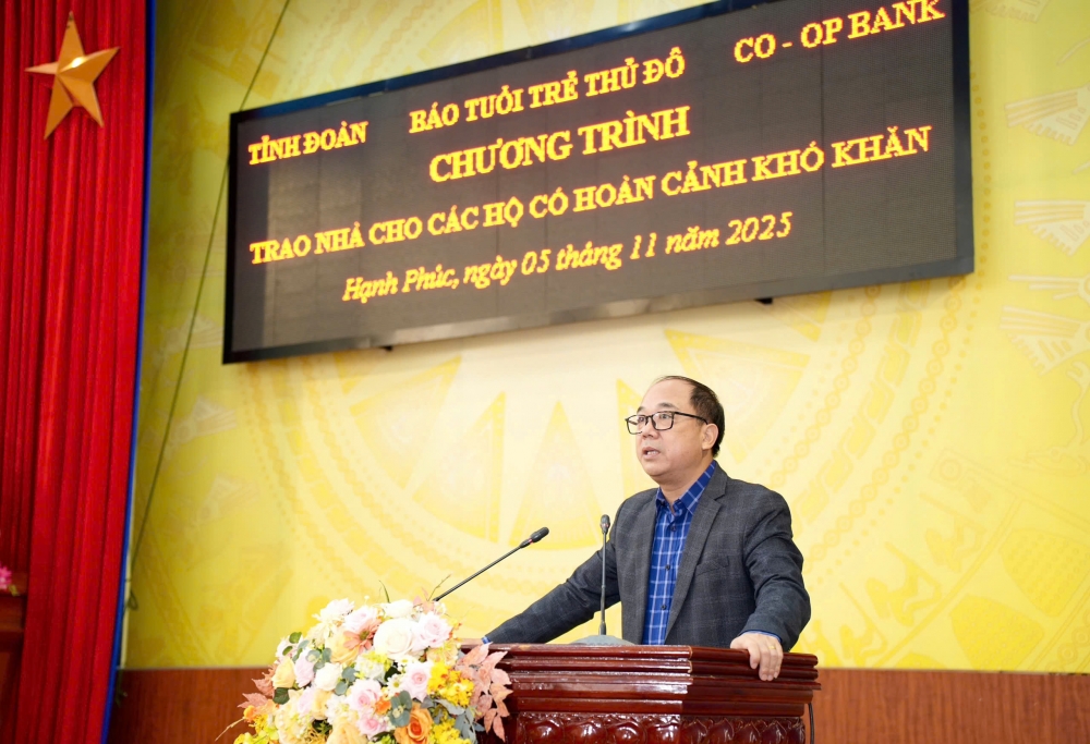 Báo Tuổi trẻ Thủ đô trao tặng 540 triệu đồng, chung tay xóa nhà tạm tại Lào Cai Báo Tuổi trẻ Thủ đô trao tặng 540 triệu đồng, chung tay xóa nhà tạm tại Lào Cai