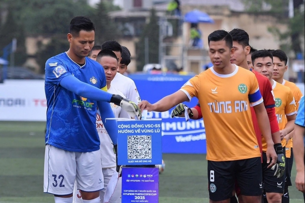 Bóng đá vì cộng đồng