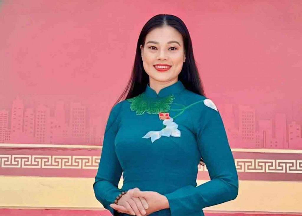 Bà Bạch Liên Hương, Giám đốc Sở Văn hóa và Thể thao Hà Nội