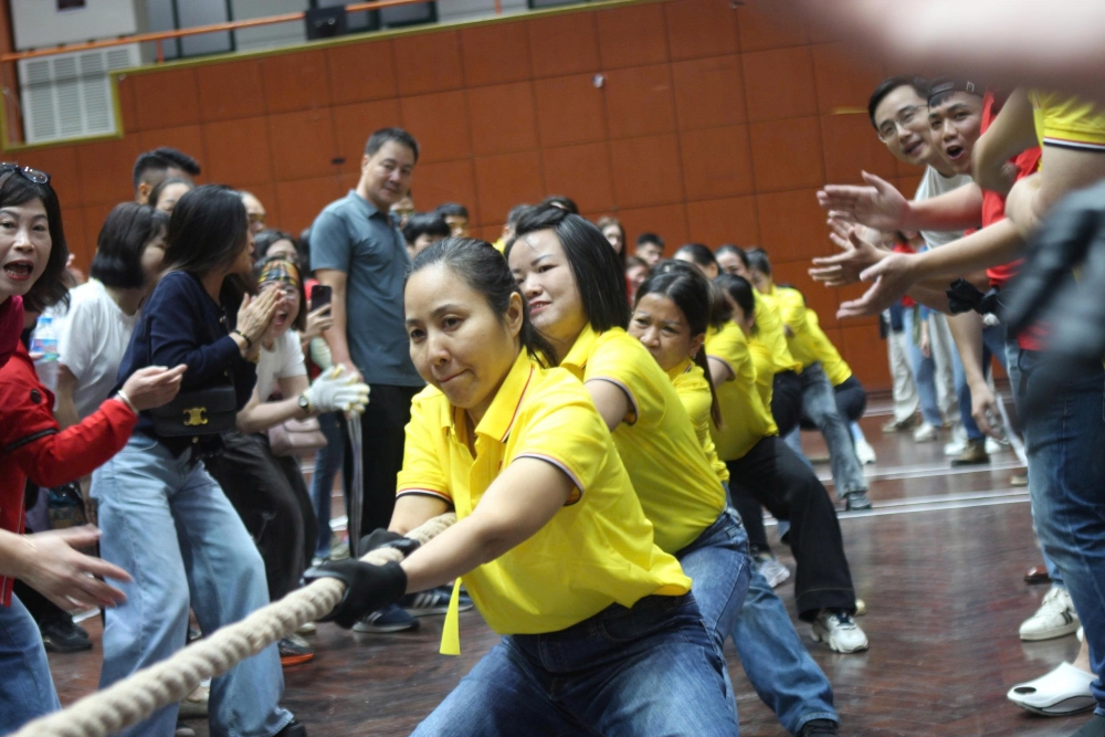 Rèn luyện sức khỏe, gắn kết tập thể trong Ngày hội Hanoitourist
