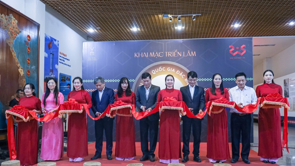 Khai mạc Triển lãm “Di tích quốc gia đặc biệt Văn Miếu – Quốc Tử Giám” tại Đắk Lắk