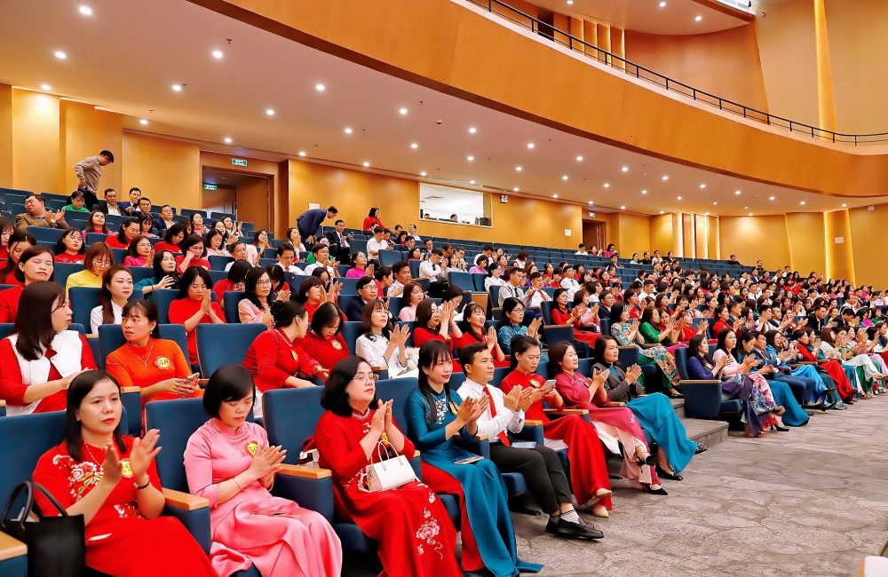 Tuyên dương, khen thưởng nhà giáo tiêu biểu tỉnh Lào Cai năm 2025