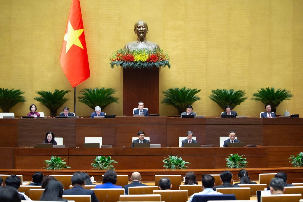 Không thể đột phá giáo dục nếu thiếu trường, thiếu giáo viên