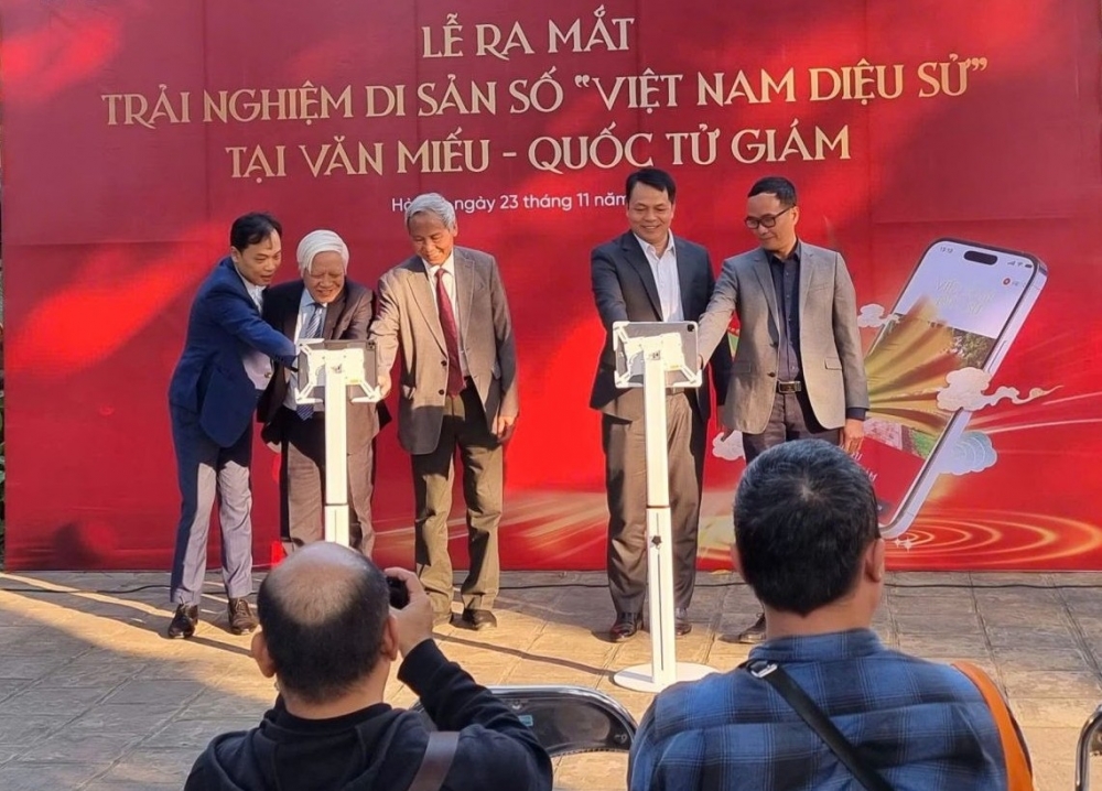 Trải nghiệm miễn phí “Việt Nam Diệu Sử” tại Văn Miếu – Quốc Tử Giám