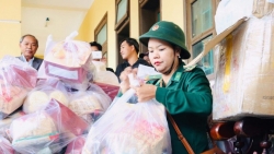 Nhà thơ Phạm Vân Anh - vượt mọi khó khăn để tạo dựng một con đường sáng tạo mang dấu ấn riêng mình