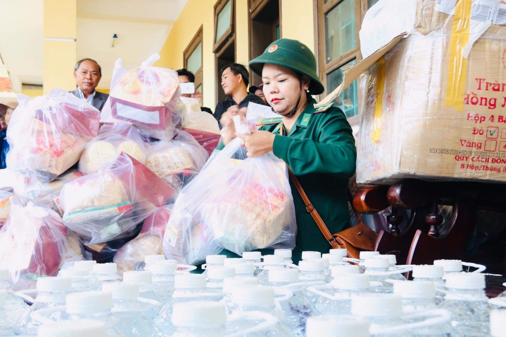 Nhà thơ Phạm Vân Anh - vượt mọi khó khăn để tạo dựng một con đường sáng tạo mang dấu ấn riêng mình