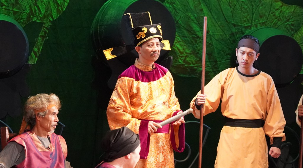 Khán giả Thủ đô hào hứng đi xem vở kịch “Kiều”