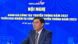 doi moi cong tac truyen thong giao duc nghe nghiep