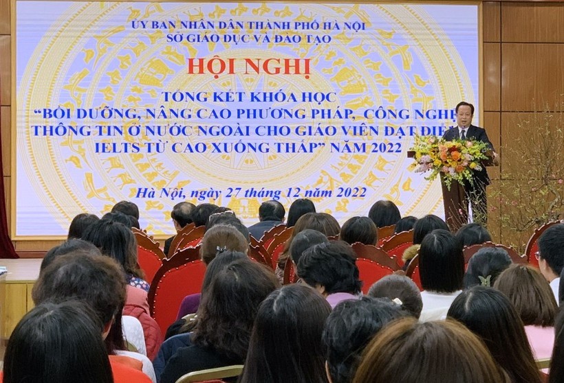 199 giáo viên Hà Nội hoàn thành khóa học bồi dưỡng tại nước ngoài