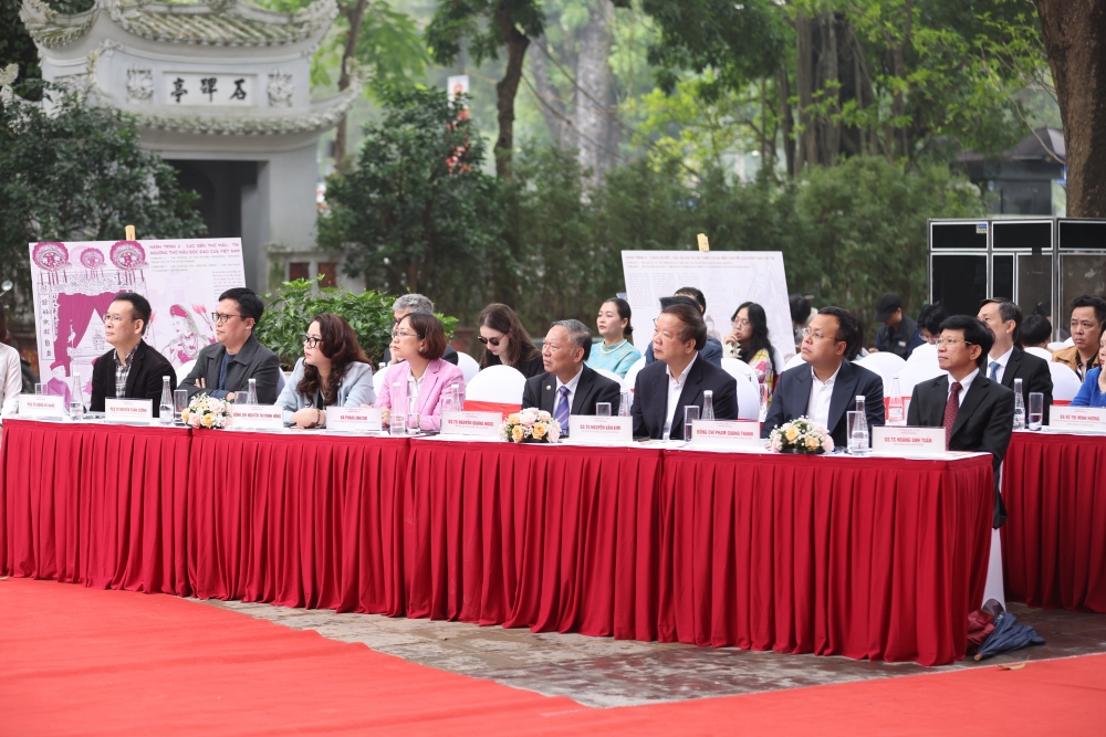 Công bố “Các hành trình du lịch di sản trong thành phố Hà Nội”