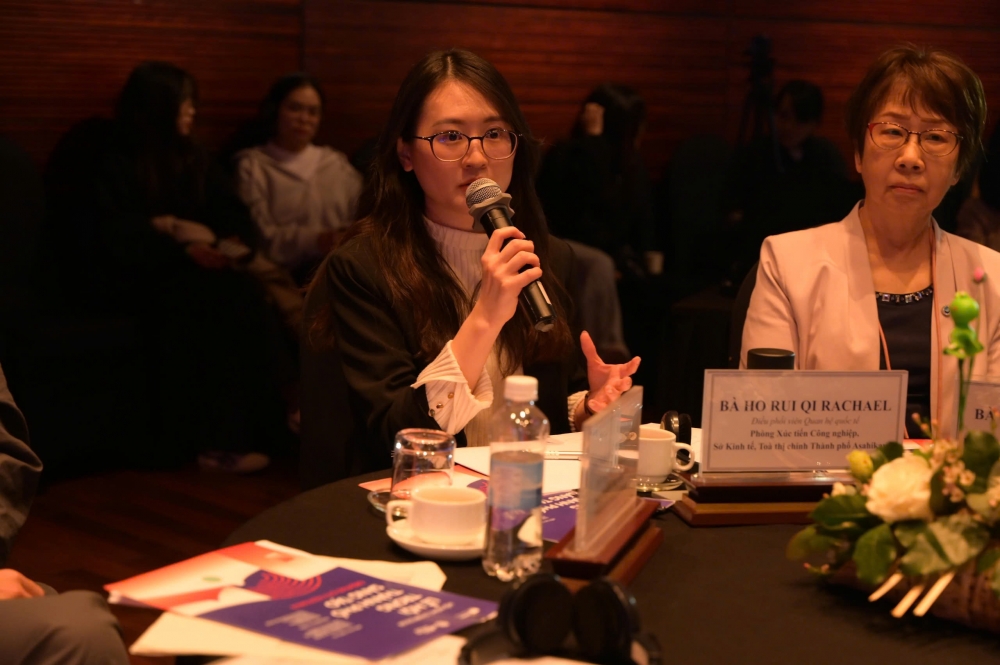 Bà Ho Rui Qi Rachael, Đại diện Asahikawa (Nhật Bản).