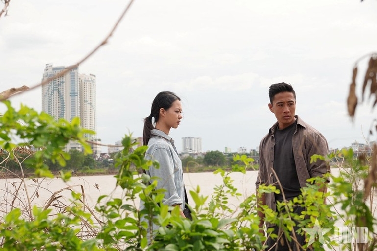 “Phù sa ngọt” kể câu chuyện văn hóa Hà Nội bên dòng sông Mẹ “Phù sa ngọt” kể câu chuyện văn hóa Hà Nội bên dòng sông Mẹ