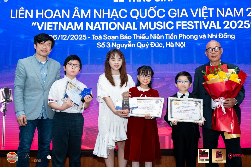 Lộ diện những tài năng trẻ tại Liên hoan Âm nhạc Quốc gia Việt Nam 2025 Lộ diện những tài năng trẻ tại Liên hoan Âm nhạc Quốc gia Việt Nam 2025