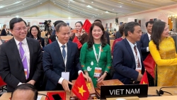 nghe lam tranh dan gian dong ho la di san van hoa phi vat the can bao ve khan cap