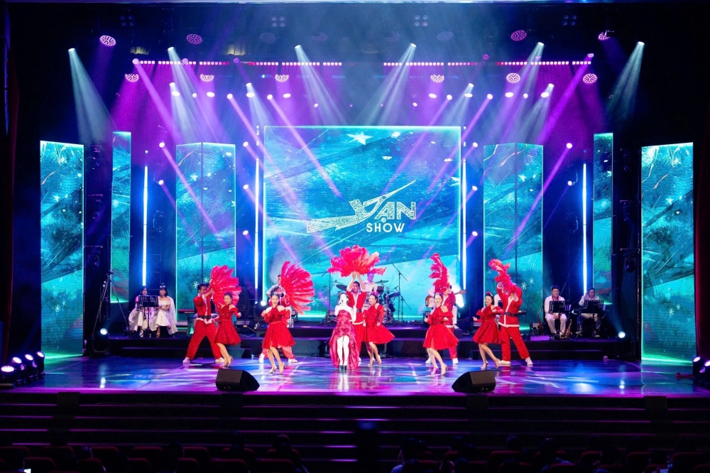 Quốc Thiên nồng nàn trong 