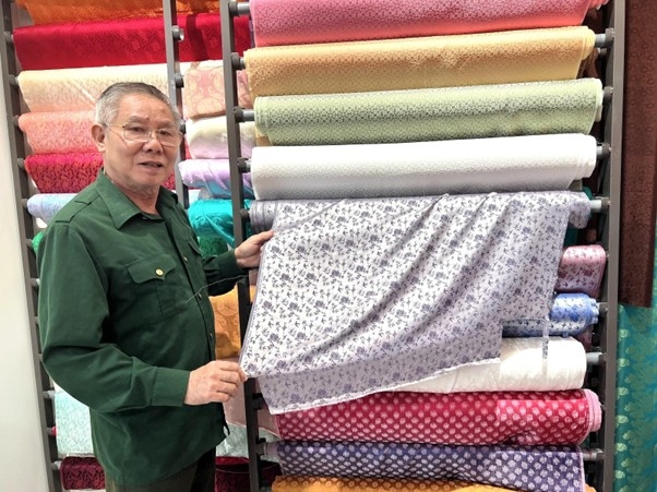 Người cựu chiến binh dành nửa đời người giữ lửa làng nghề Vạn Phúc