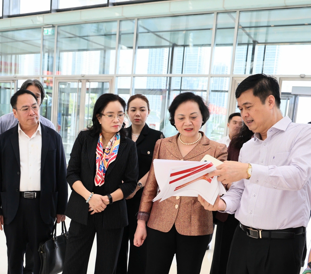 Tập trung cao độ cho Đại hội Thi đua yêu nước toàn quốc lần thứ XI Tập trung cao độ cho Đại hội Thi đua yêu nước toàn quốc lần thứ XI