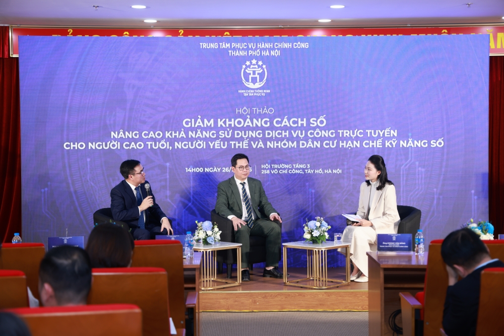 Nâng cao năng lực số cho nhóm người yếu thế khi sử dụng dịch vụ công trực tuyến