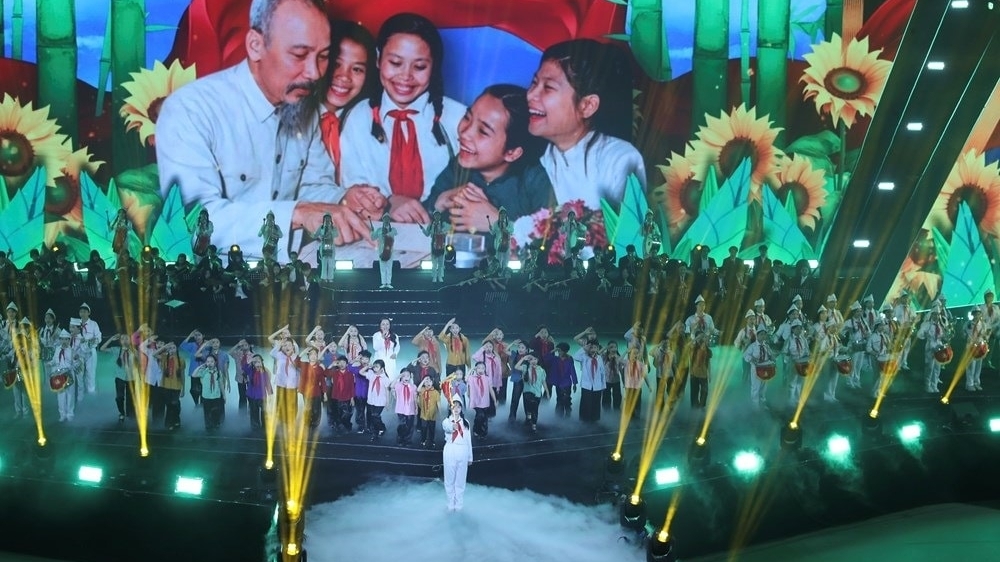 Chương trình nghệ thuật đặc biệt chào mừng Đại hội Thi đua yêu nước toàn quốc lần thứ XI