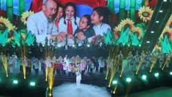 chuong trinh nghe thuat dac biet chao mung dai hoi thi dua yeu nuoc toan quoc lan thu xi