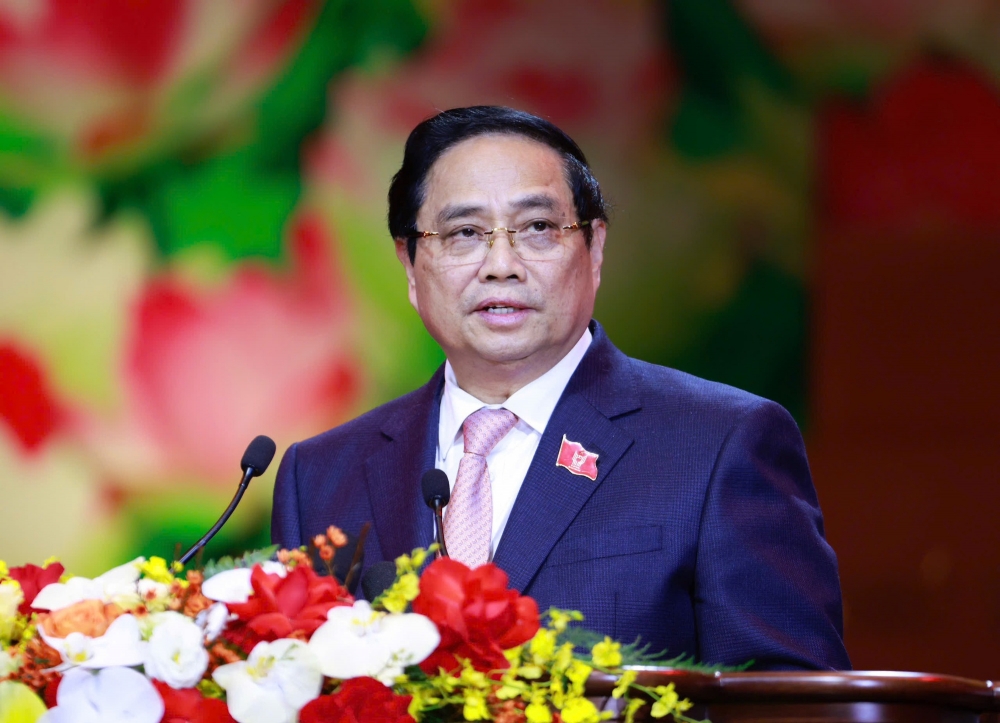 Thi đua đã thấm sâu trong mọi người, mọi nhà, mọi ngành, mọi lĩnh vực Thi đua đã thấm sâu trong mọi người, mọi nhà, mọi ngành, mọi lĩnh vực