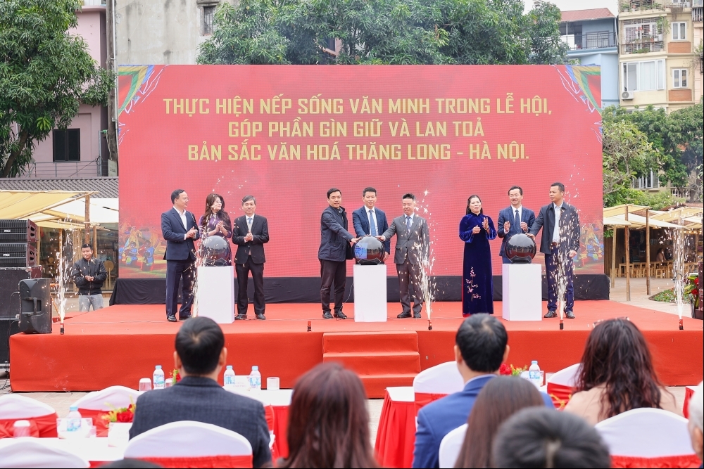 Hà Nội: Thực hiện nếp sống văn minh trong lễ hội