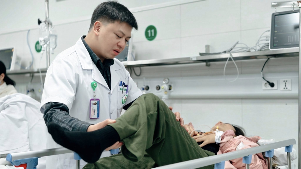 BN Đ.T.N.H (37 tuổi, Hà Nội): Đa chấn thương, chấn thương sọ não, chấn thương hàm mặt, chấn thương vai phải, chấn thương đùi phải, chấn thương khung chậu.