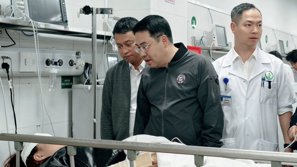 Tình trạng chấn thương của các nạn nhân trong vụ lật xe ở Lào Cai ra sao?