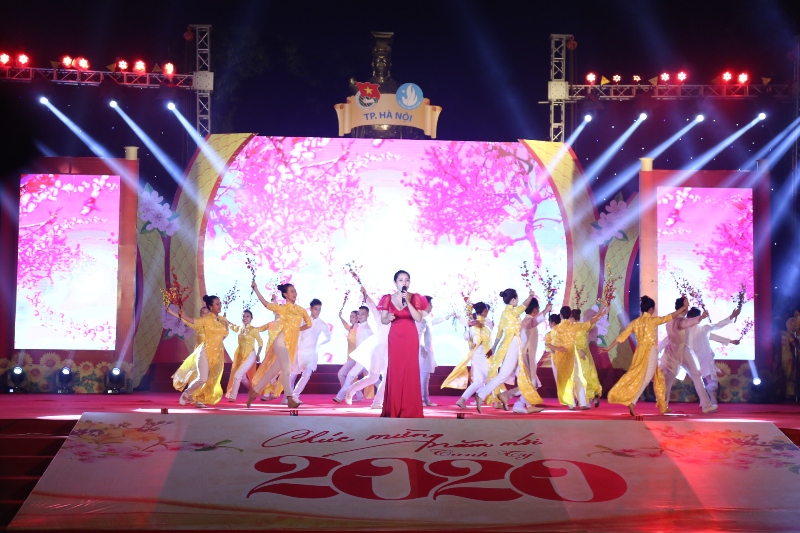 Tuyên dương 10 gương mặt trẻ Thủ đô tiêu biểu năm 2019 tuyen duong 10 guong mat tre thu do tieu bieu nam 2019